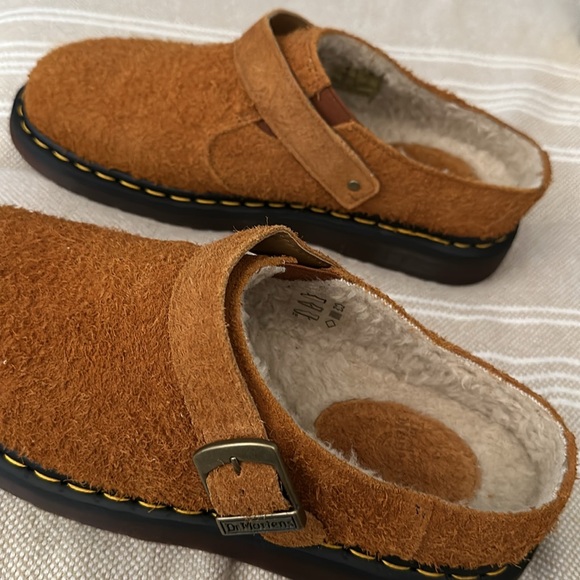 New Dr Martens suede slip ons men’s - Picture 8 of 11